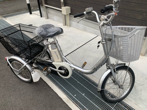 地域限定 ブリヂストン　アシスタワゴン　8,1AH　三輪車　パスワゴン　ビビライフ　神戸市　電動自転車