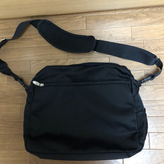 値引き❗️NIKE★ショルダーバックの画像