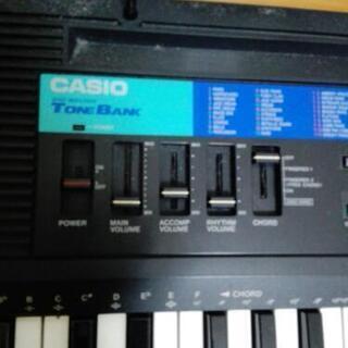 無料　訳有り　CASIO キーボード　TONE BANK CT-615の画像