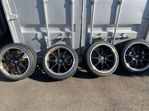 ホイール　18インチpcd114.3 9.5j +18