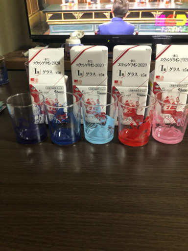 エヴァンゲリオングラス