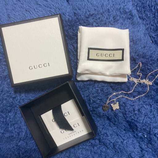 GUCCIネックレス