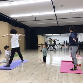 【1月25日(土)スターツおおたかの森ホールにて子連れＯＫ！ヨガレッスンを開催します】の画像
