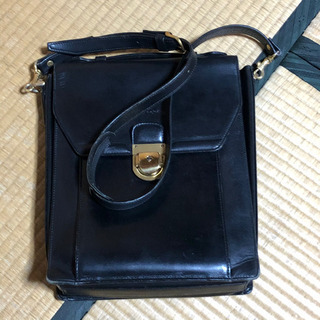 バック　難あり