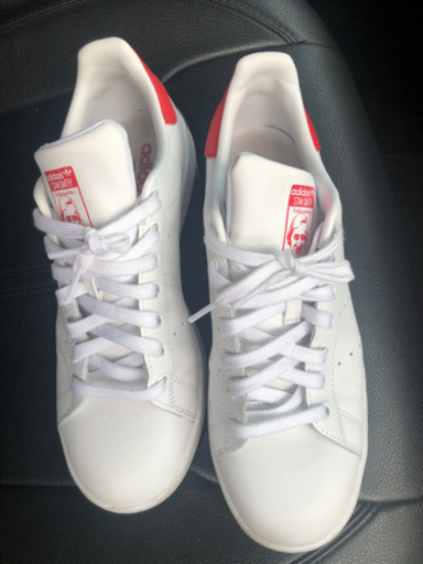adidasスタンスミス