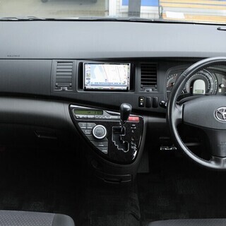 ⭐誰でも車がローンで買える⭐🚗自社ローン専門店🚗　アイシス　 プラタナ　 パールの画像