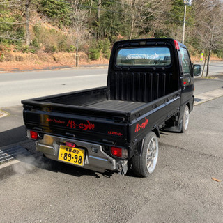 サンバートラック　４WD　５M/T　ローダウン　１５インチアルミホイール　メッキ前出しバンパー　塗り替えの画像