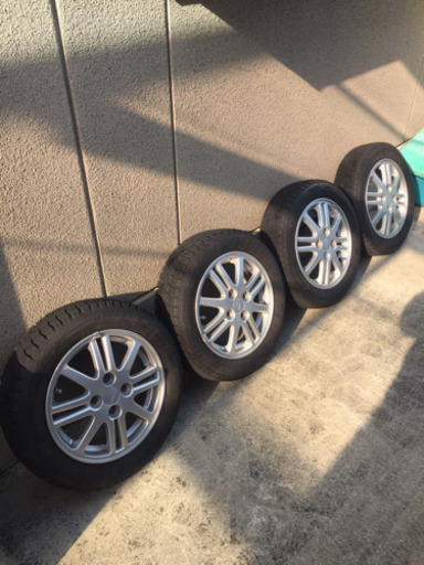 スタッドレスタイヤ