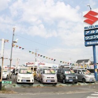 中古車屋さんで書類づくり、お客様との話し相手