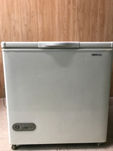 三洋チェストフリーザー