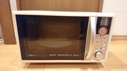 シンプルな電子レンジです