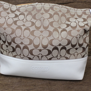 □ＣＯＡＣＨ/コーチ　 シグネチャー キャンバス×レザー ショル...