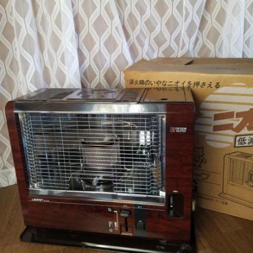 ☆配送無料☆大型石油ストーブ 専用箱あり！