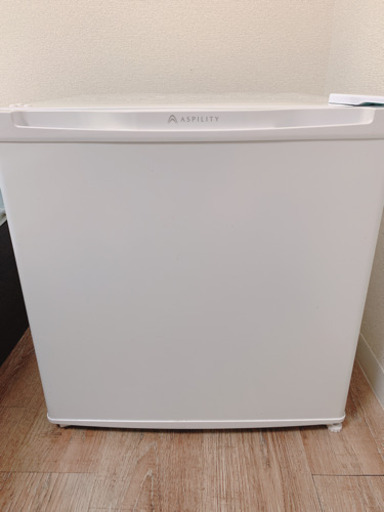 2016年製　冷蔵庫　46L② wr-1046