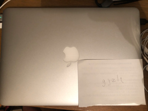 mac book air 13.3インチ 年式2015