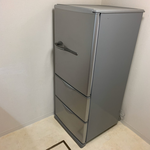 【無料配送】SANYO 255L 冷凍冷蔵庫　SR-261P