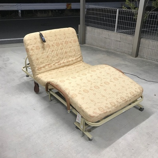 介護にどうですか？電動折りたたみシングルベッド