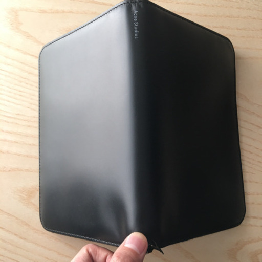 Acne Studios（アクネ ストゥディオズ）の黒財布（大）