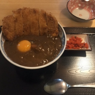 急募★食事つき！デリバリースタッフ（時給＋100円）、ホールキッチンスタッフ募集！時給1020～1300円(研修期間1011円)より、フリーター、未経験者、高校生歓迎致します。の画像