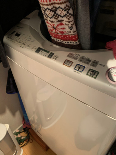 シャープ　洗濯機　ES-TX820 2013年