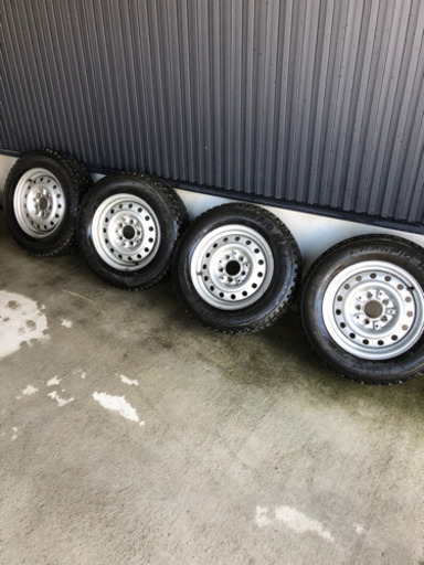 バリ山スタッドレス　ダンロップ　165/70/R14