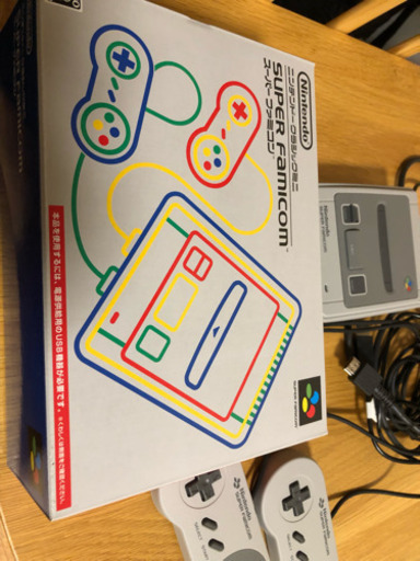 【美品、箱、付属品あり】スーパーファミコンミニ