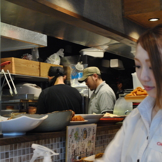 亀吉食堂 特別時給1000円！【かんたんスタッフ】 駅前最高時給!週1日OK♪1日3H~◎賄い付♪の画像