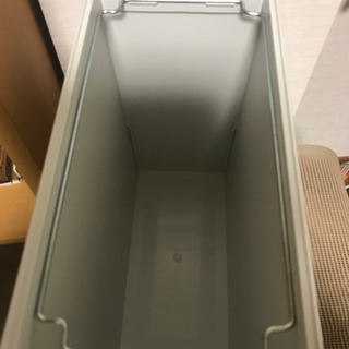 【お譲り先決定】MUJI 無印良品 ゴミ箱　角型　11L 袋止め付の画像