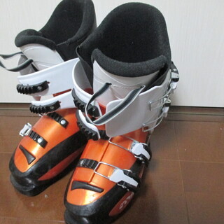【値下げ】ロシニョール ROSSIGNOL スキーブーツ 23.5cmの画像