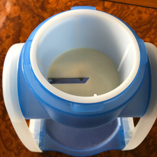 手動式かき氷器の画像