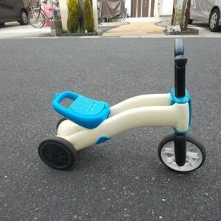 キックサイクル 足蹴りバイク