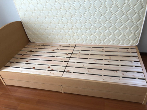 収納付きシングルベッド