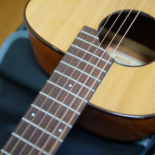 aNueNue Bird Guitar aNN-M12 ミニアコースティックギターです。の画像