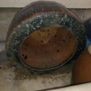 植木鉢、火鉢などの画像