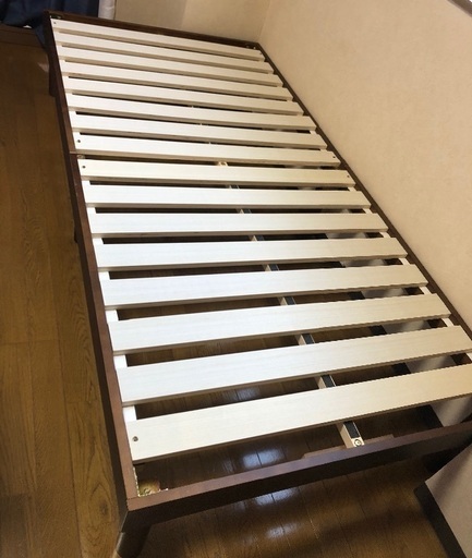 シングルベッド