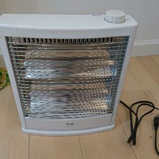 【値下げ】小型電気ストーブ