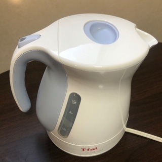 T-fal 電気ケトルの画像