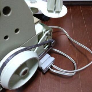 ２本糸ロックミシン///ベビーロックの画像