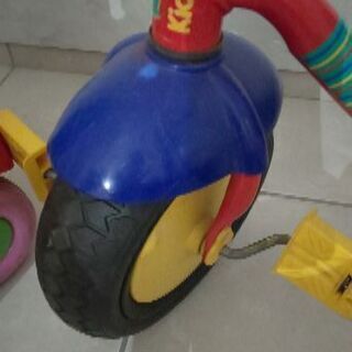 かなりしっかりした三輪車の画像