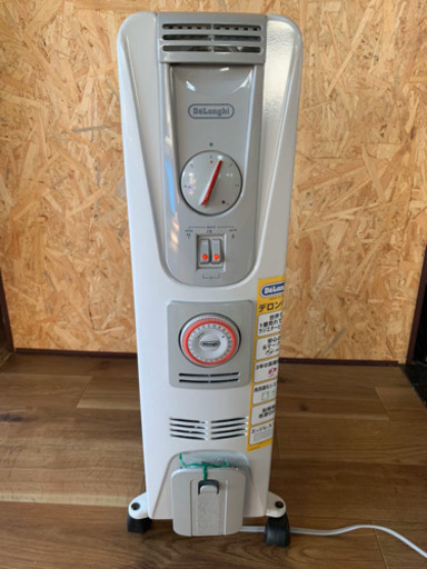 デオンギ　イタリア製　オイルヒーター　1200w  mod.071221TEC 暖房器具