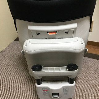 エールべべ　チャイルドシート 