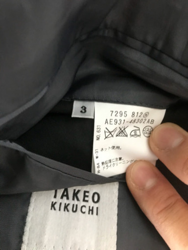 タケオキクチのスーツ