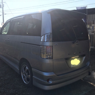 値下げ！！ AZR60 ノア・距離浅約66000km・社外エアロ・ホイール・マフラー付・レザーシートなどカスタム多数・左パワスラ・ナビBカメ・ETC有の画像
