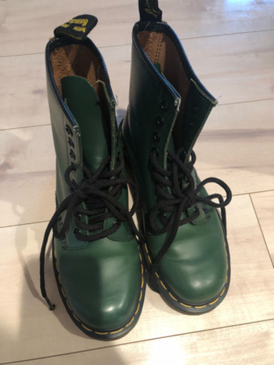 ドクターマーチン ブーツ