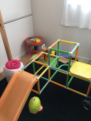 ベビーカー、チャイルドシート、抱っこ紐、おもちゃ