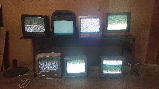 ブラウン管14型テレビ 全部で7台