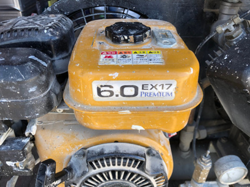 エンジンコンプレッサー