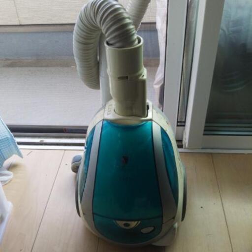 【まだ受付中‼️値下げ⤵️】サイクロン式掃除機 SANYO 紙パック不要 マラソンサイクロン