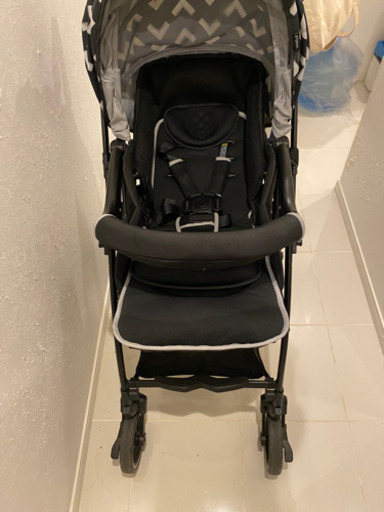 【美品】ピジョン  ランフィリノン2 ベビーカー　新生児から