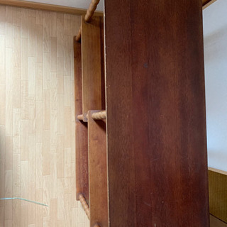 木製の棚の画像